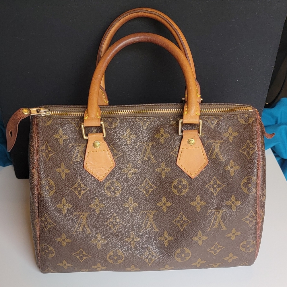 Monogram Speedy 25